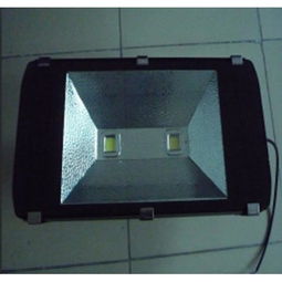 深圳國(guó)惠照明 以140W大功率投光燈領(lǐng)航LED批發(fā)市場(chǎng)